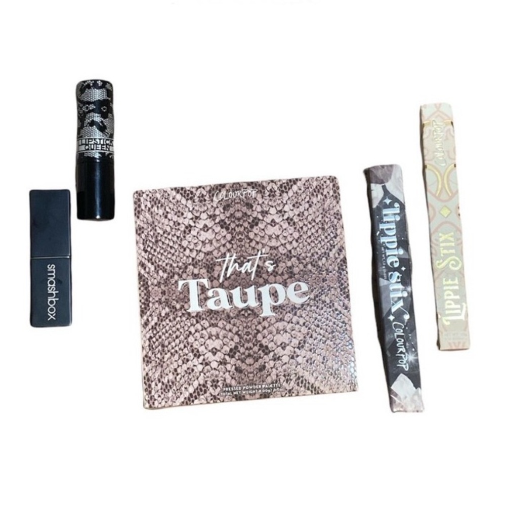 Makeup Bundle eyeshadow and 4 lipsticks